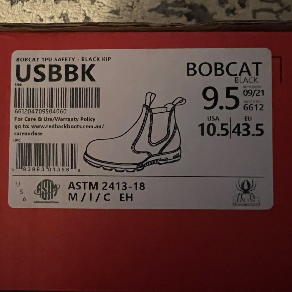 NIB Redback Bobcat USBBK size 10.5 steel toe.